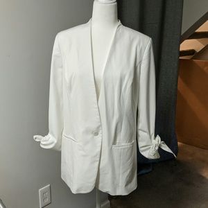 White Oversized Blazer w/ Tie-up Sleeves